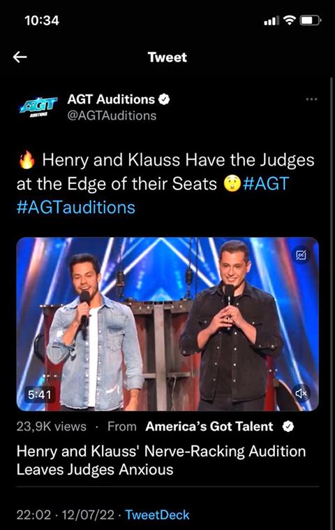 Tweet de AGT Auditions sobre Henry & Klauss